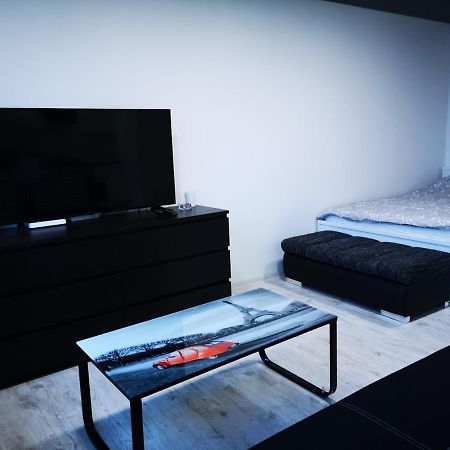 Black & White Studio Anykščiai Zewnętrze zdjęcie